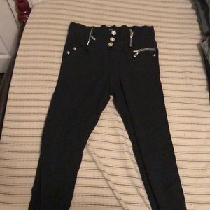 Black legging pants